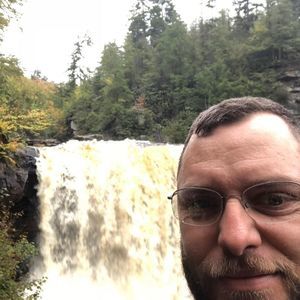 Meet your Posher, Jonathan